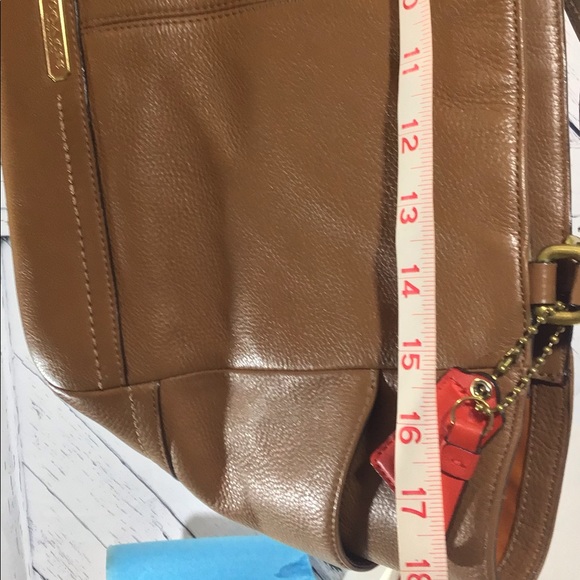 Coach Purse Tan/Brown in Like New Condition - Picture 7 of 8